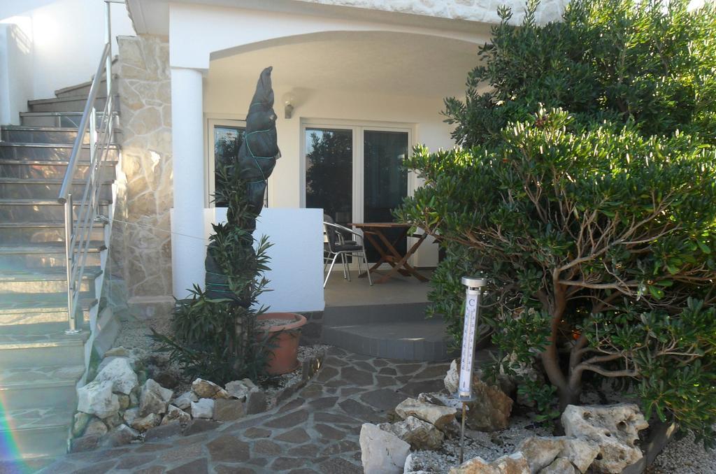 Vila Filipasic Apartment Vir Exterior photo
